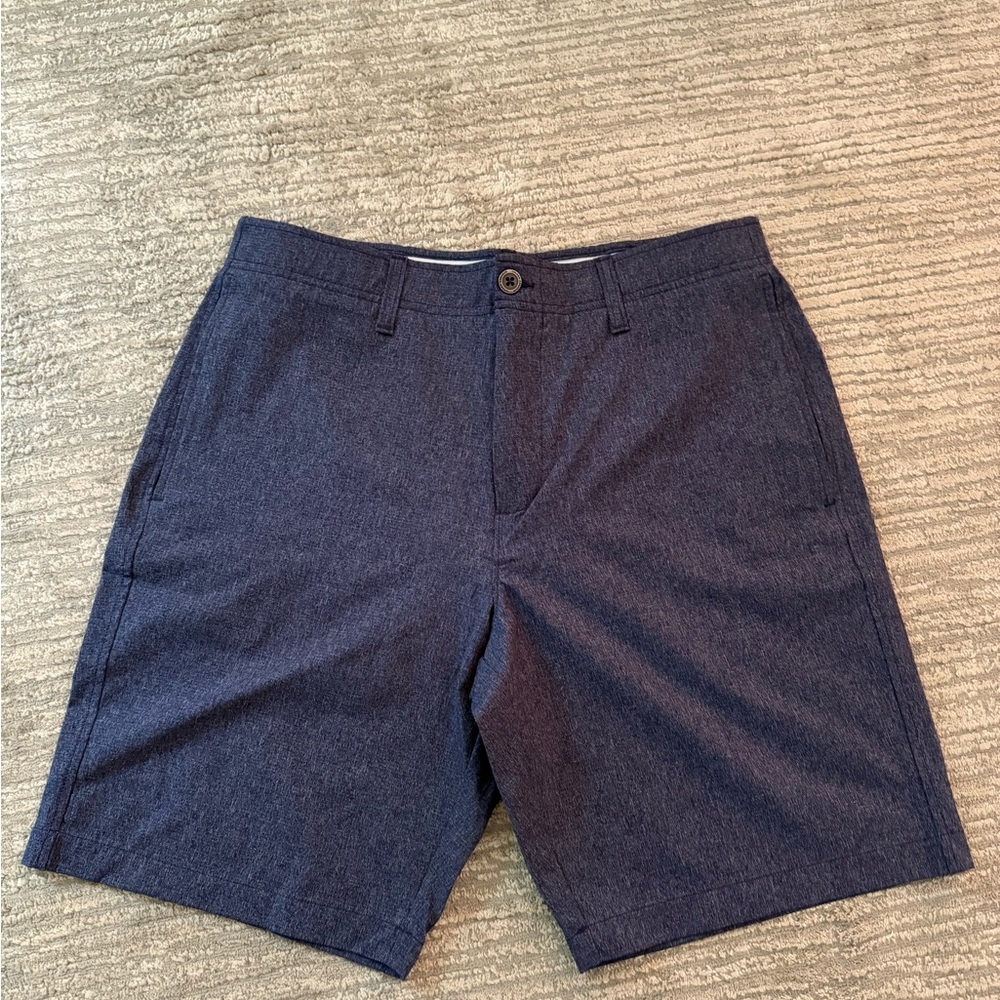 Mens Under Armour Dress Shorts size 34